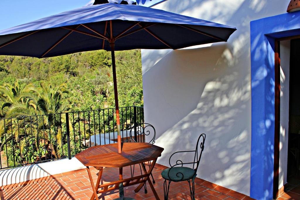 Agroturismo Can Fuster Sant Joan De Labritja Bagian luar foto